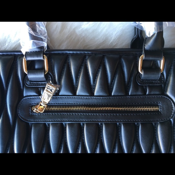 🌹👜💎bebe Diamanda Tote Black Quilted Mini Studs - Picture 3 of 8